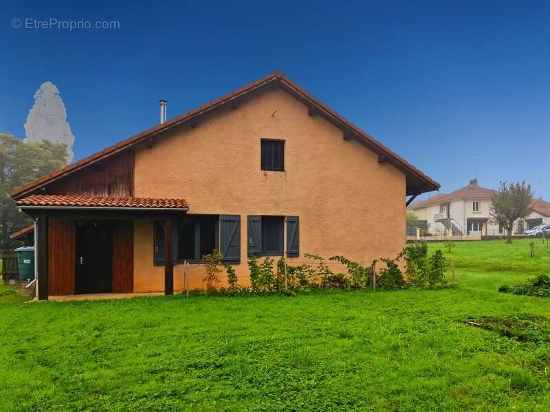 Maison à SAINT-AMOUR