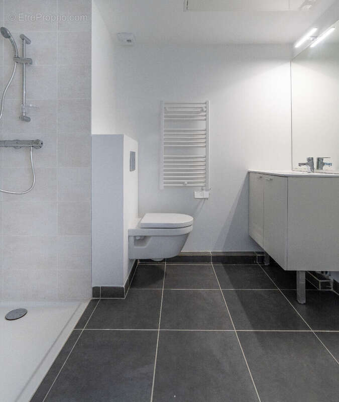 Appartement à BORMES-LES-MIMOSAS