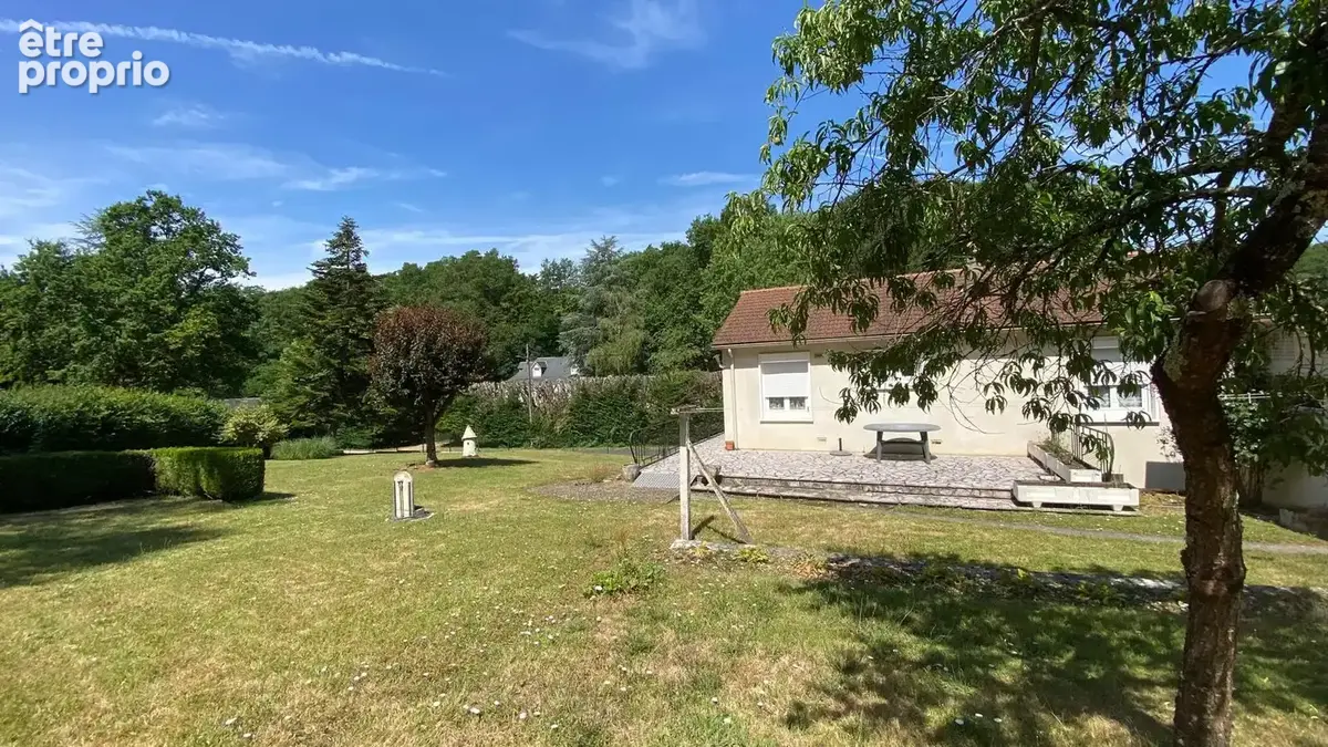 Maison lumineuse avec dépendance et terrain clos dans un cadre verdoyant   Montrichard - photo 2