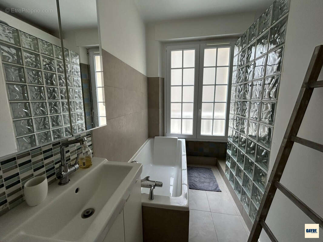Appartement 72 m² à Saint-Malo  - photo 6