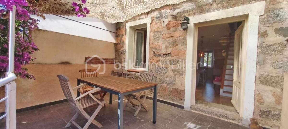 Coup de cœur à Bastelicaccia – Authentique maison en pierre rénovée à seulement 10 minutes de la mer et des plages de Porticcio - photo 14