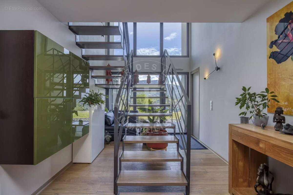 Annecy nord - villa de 4 chambres - 310 m2 au sol - photo 18
