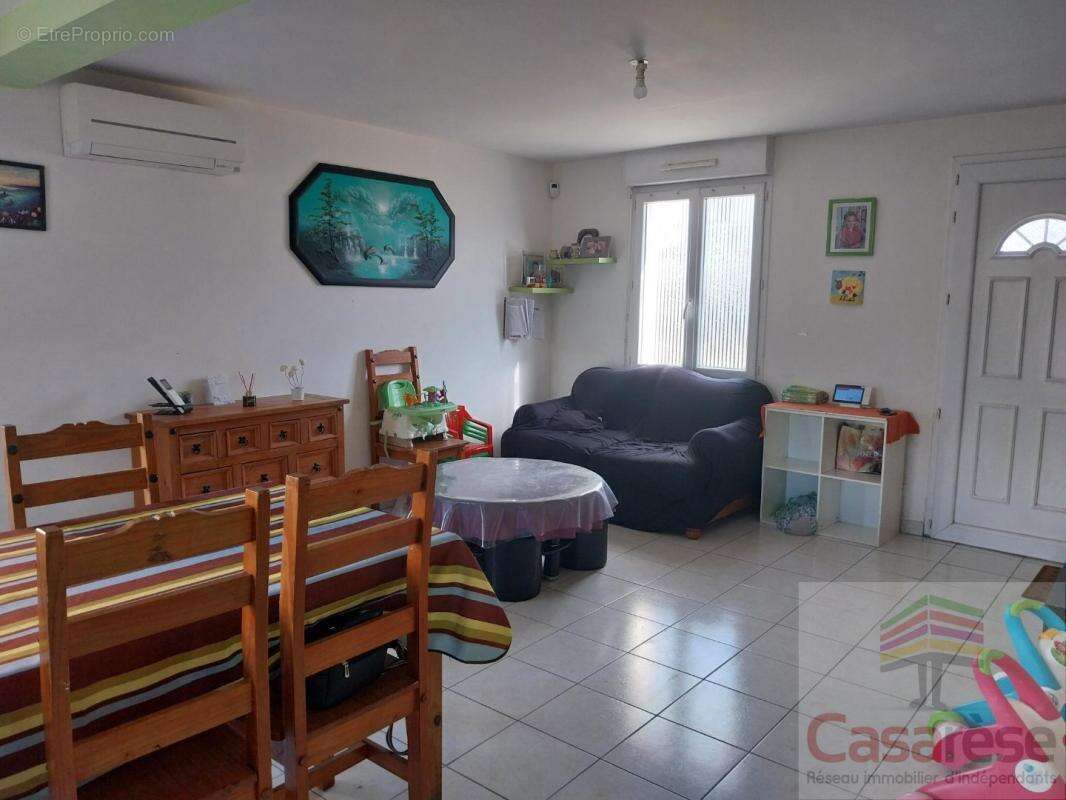 Maison 88 m² à Pleugueneuc  - photo 3