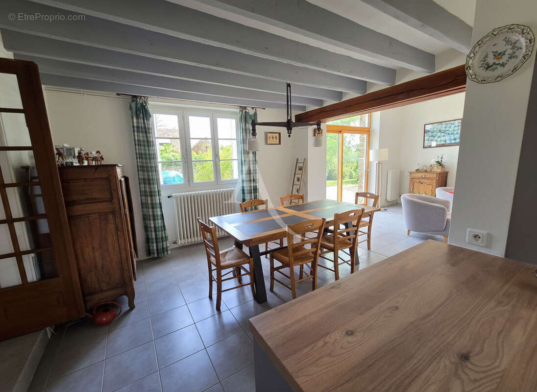 Maison à DOURDAN