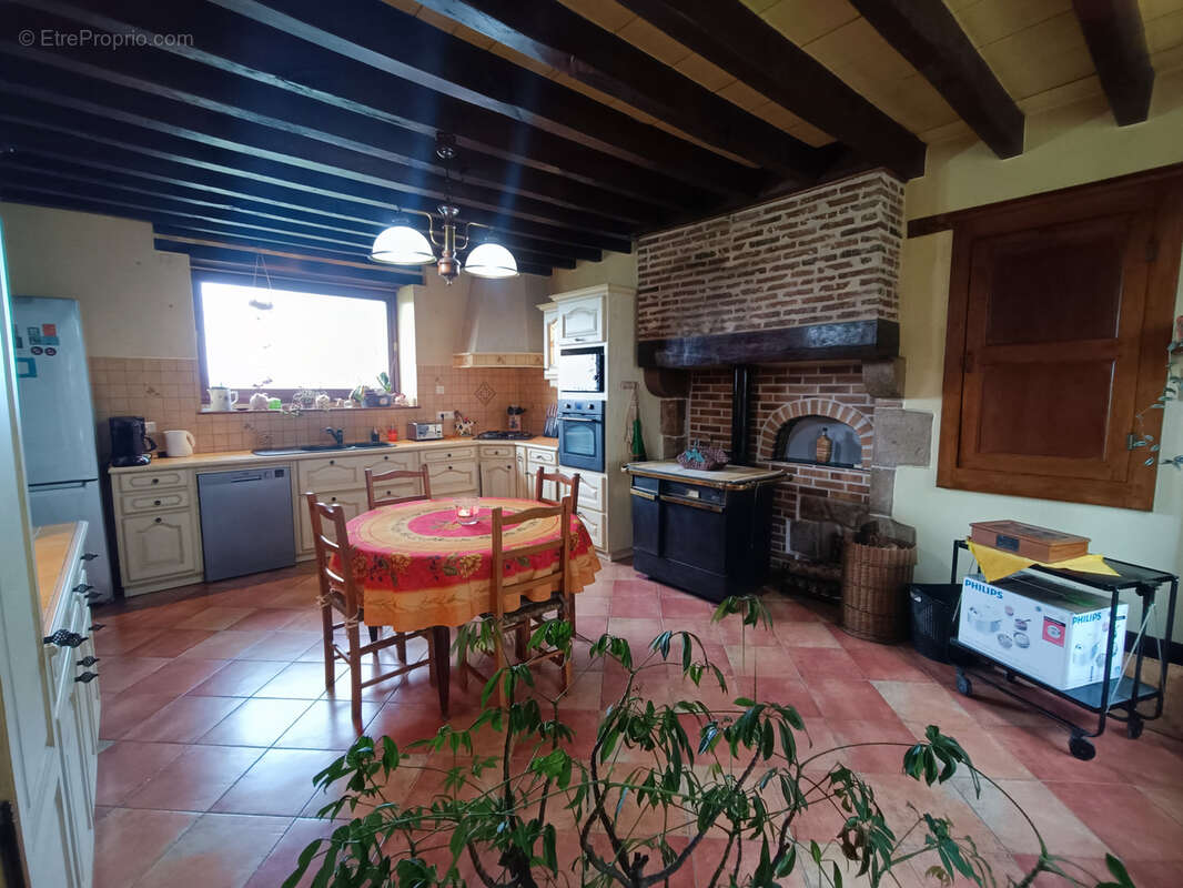 Maison à COUY