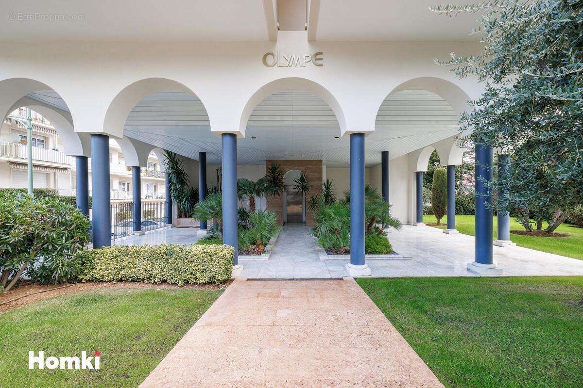 Appartement à LE CANNET