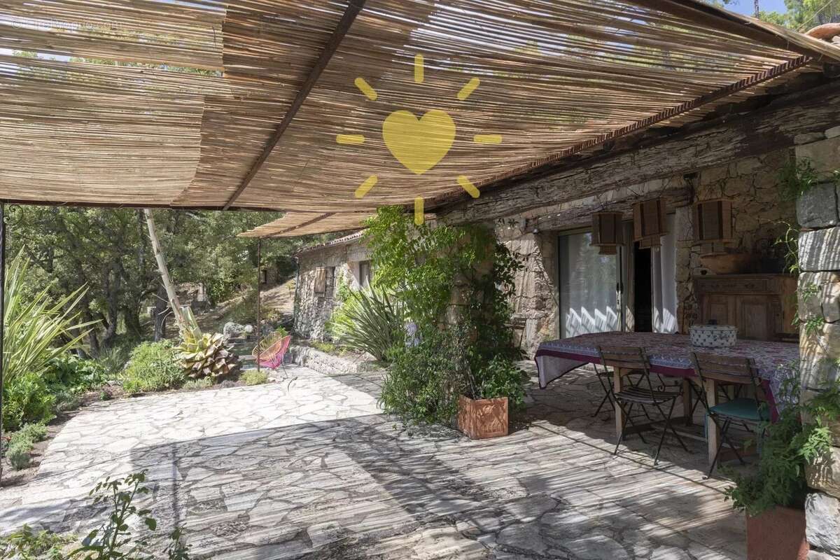 Maison à CALLAS