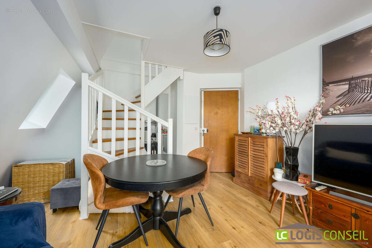 Appartement 28 m² à Sceaux  - photo 2