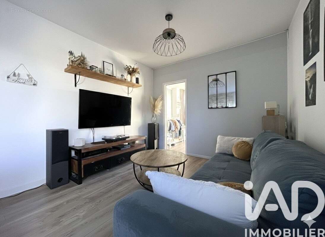 Photo 3 - Appartement à FONTENAY-LE-FLEURY