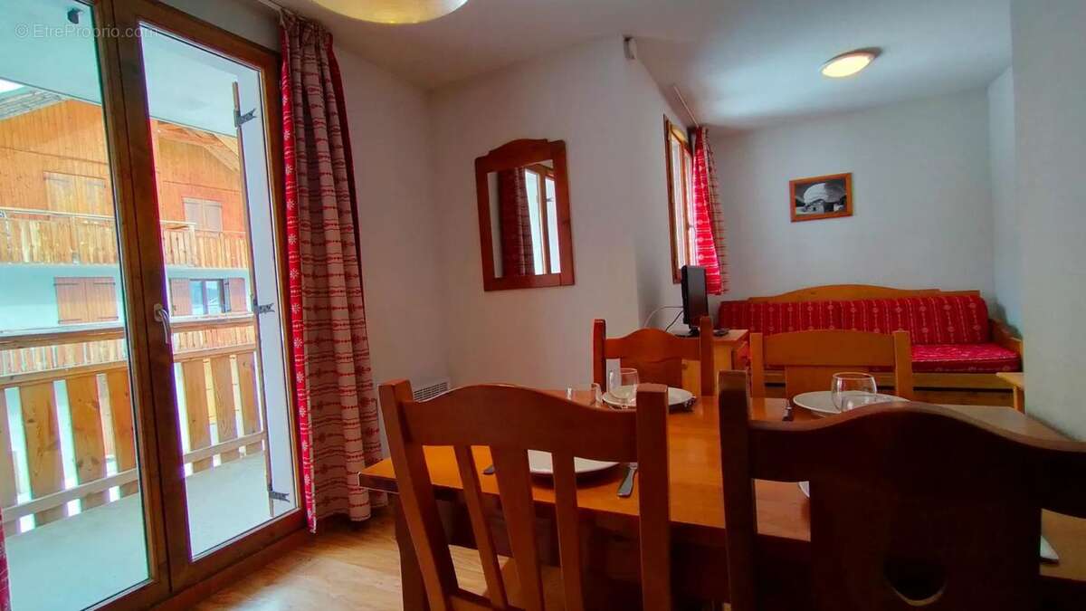 Appartement à ALBIEZ-MONTROND