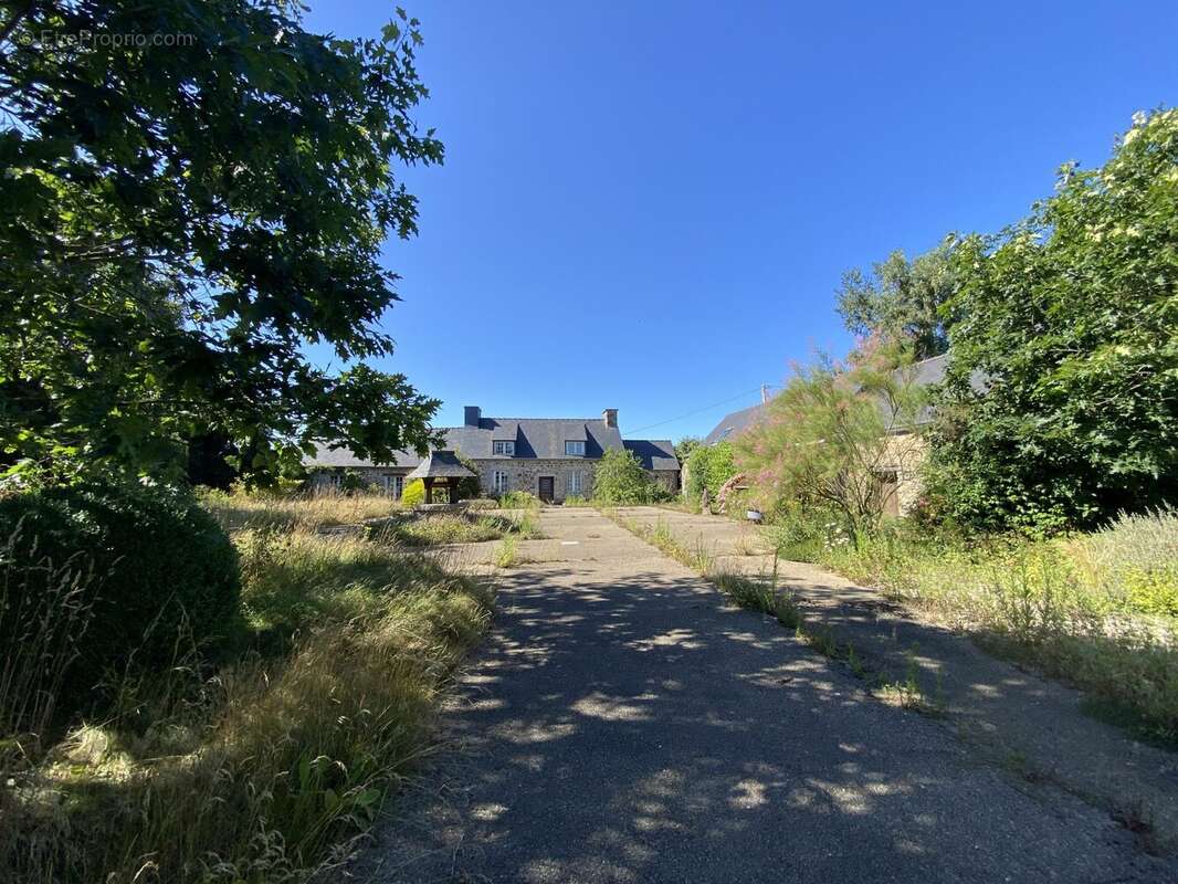 Maison à QUEMPER-GUEZENNEC