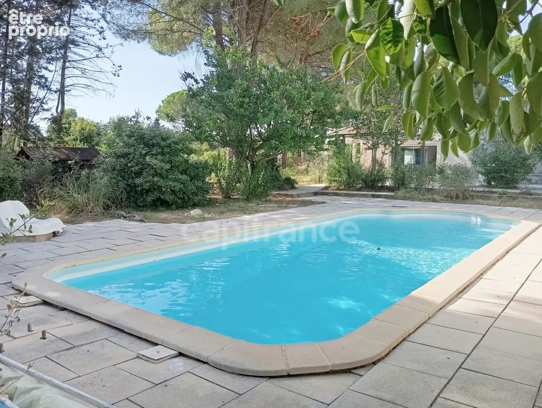Maison de plain-pied 5 pièces de 204 m² avec piscine sur plus de 2 000 m² de terrain COURNONTERRAL (34) - photo 19