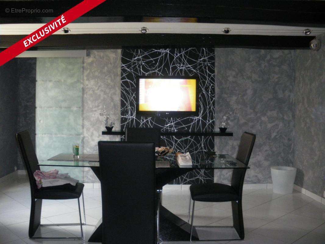 Maison à DOMLEGER-LONGVILLERS