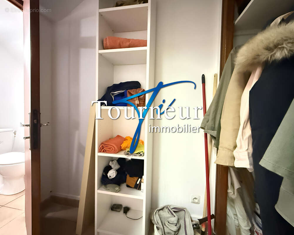 Commerce à SANARY-SUR-MER