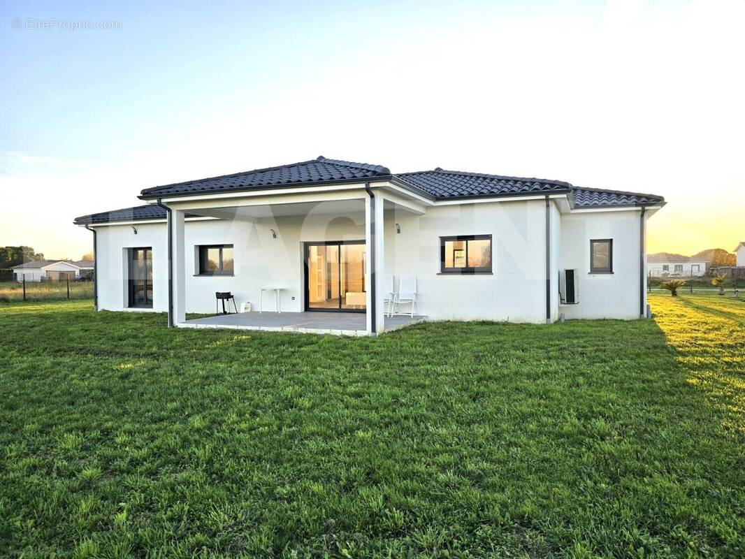 WhatsApp Image 2025-11-19 at 14 - Maison à CASTELSARRASIN