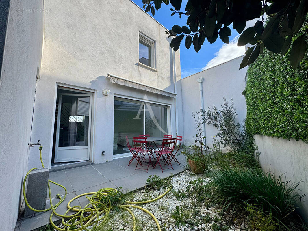 Maison à NIMES