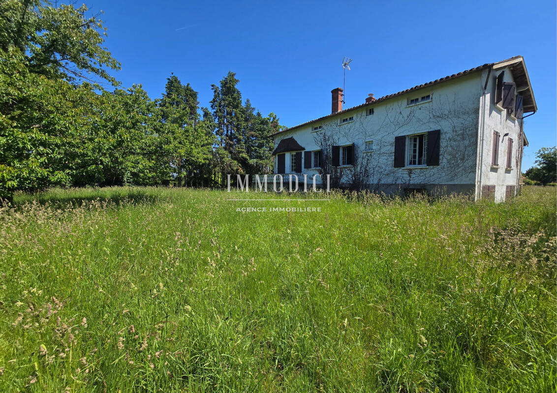 Maison à SAINT-DIDIER-SUR-CHALARONNE