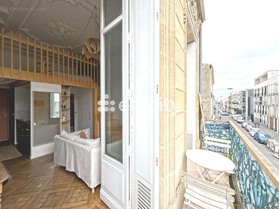 Appartement à BORDEAUX