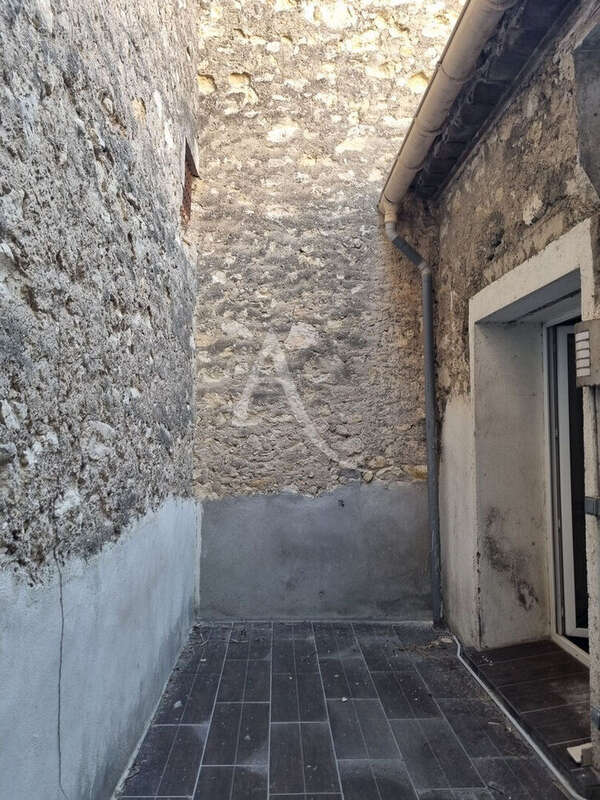 Maison à COURSAN
