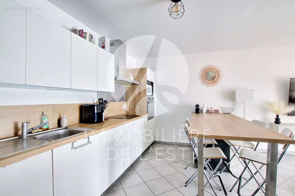 Appartement à SAINT-FONS
