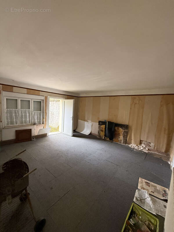 Maison à ROZERIEULLES