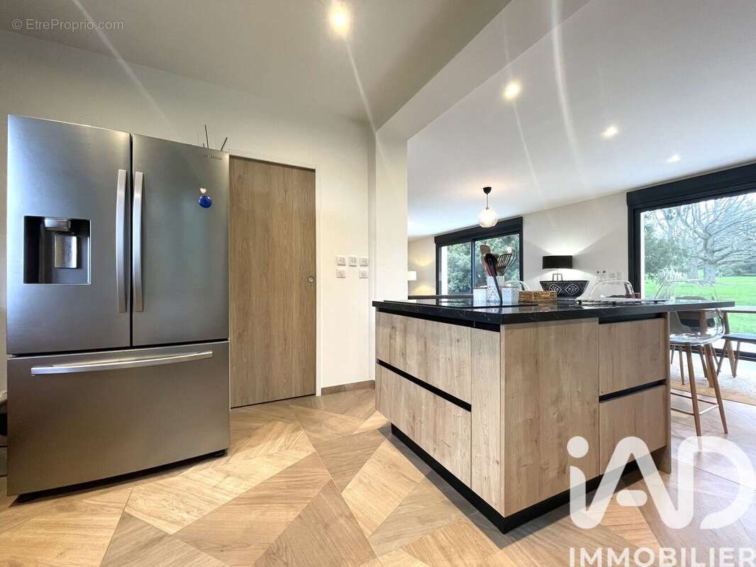 Photo 7 - Maison à CRESPIERES