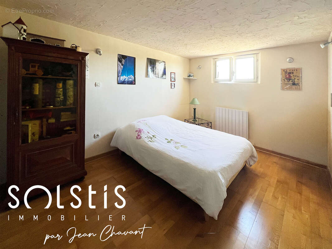 *** belle maison de 140 m2 avec terrain de 1207 m2 *** - photo 14
