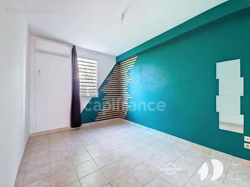 Appartement à BAIE-MAHAULT