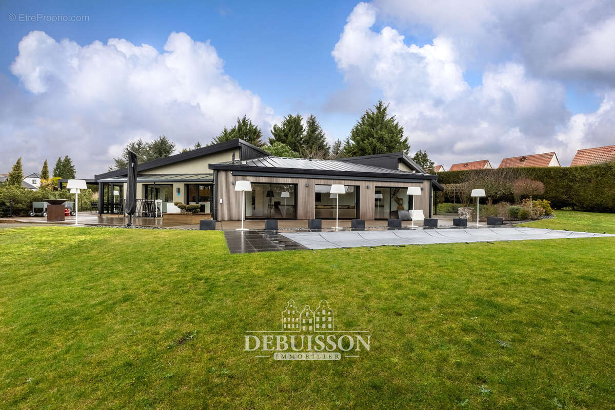Maison à BEAURAINS