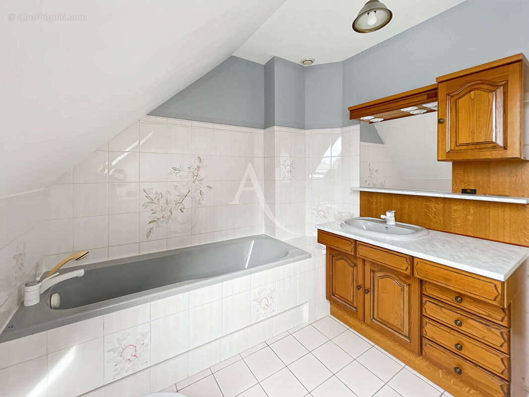 Maison Le Mesnil Esnard 7 pièces sur sous sol total - photo 5