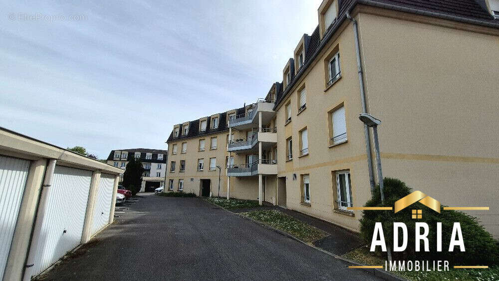 Appartement à AMNEVILLE