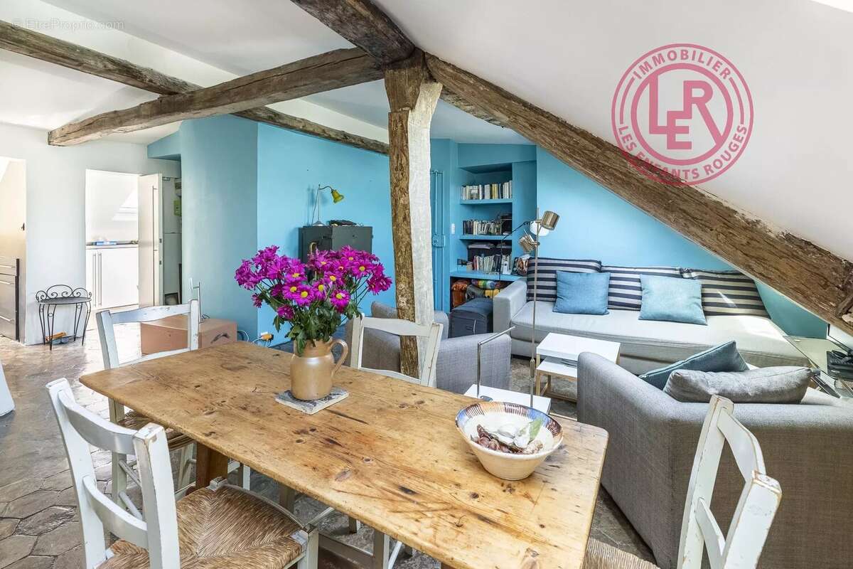 Appartement à PARIS-9E