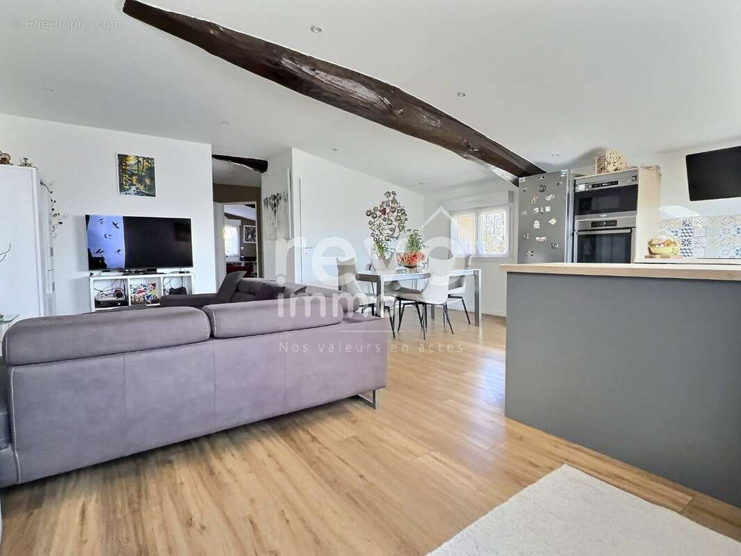 Appartement à SAINT-ANDRE-DE-CORCY