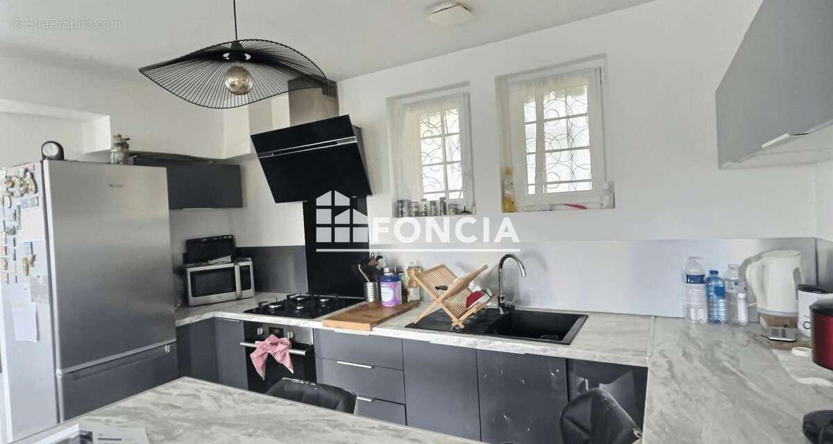 Maison à CONDRIEU