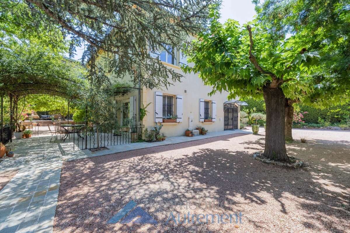 Maison à AIX-EN-PROVENCE