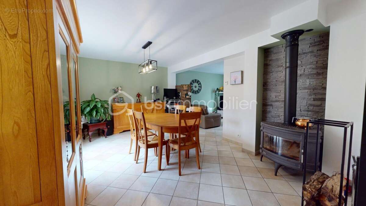 Maison à AUVILLIERS-EN-GATINAIS