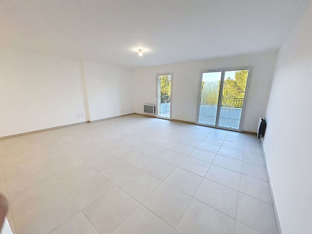 Appartement à CABRIES