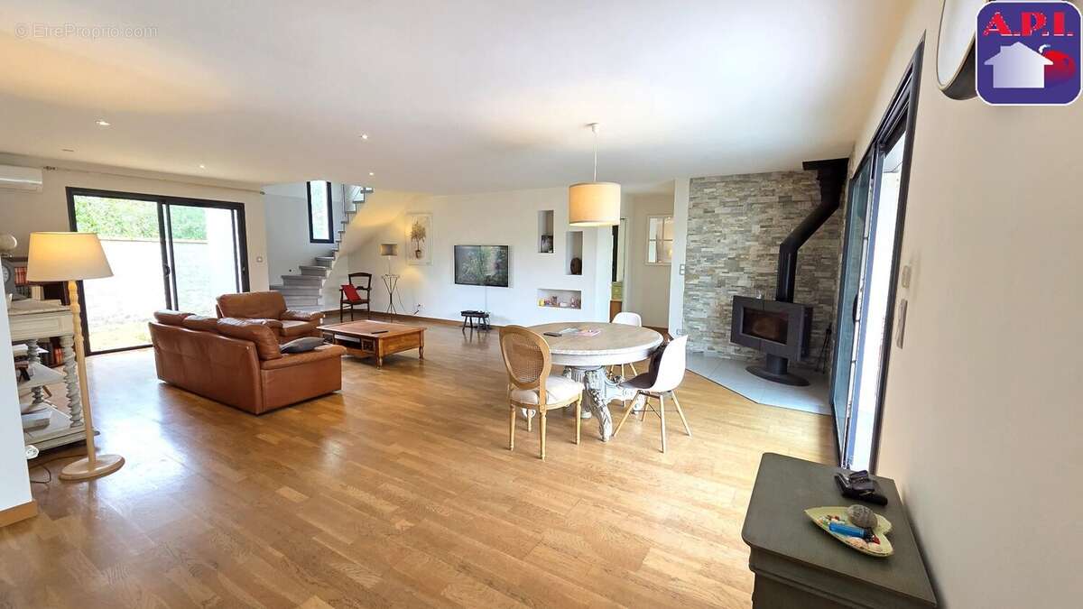 Maison 134 m² à Saverdun  - photo 3