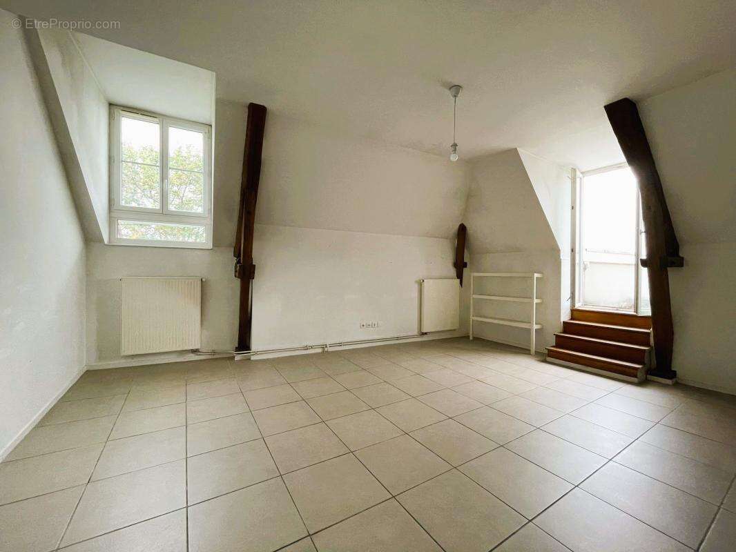 Appartement à COMPIEGNE
