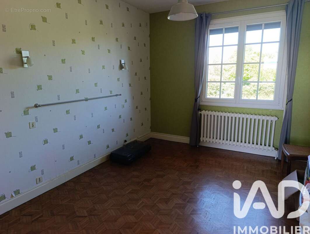 Photo 5 - Maison à ROUVRES-LES-BOIS