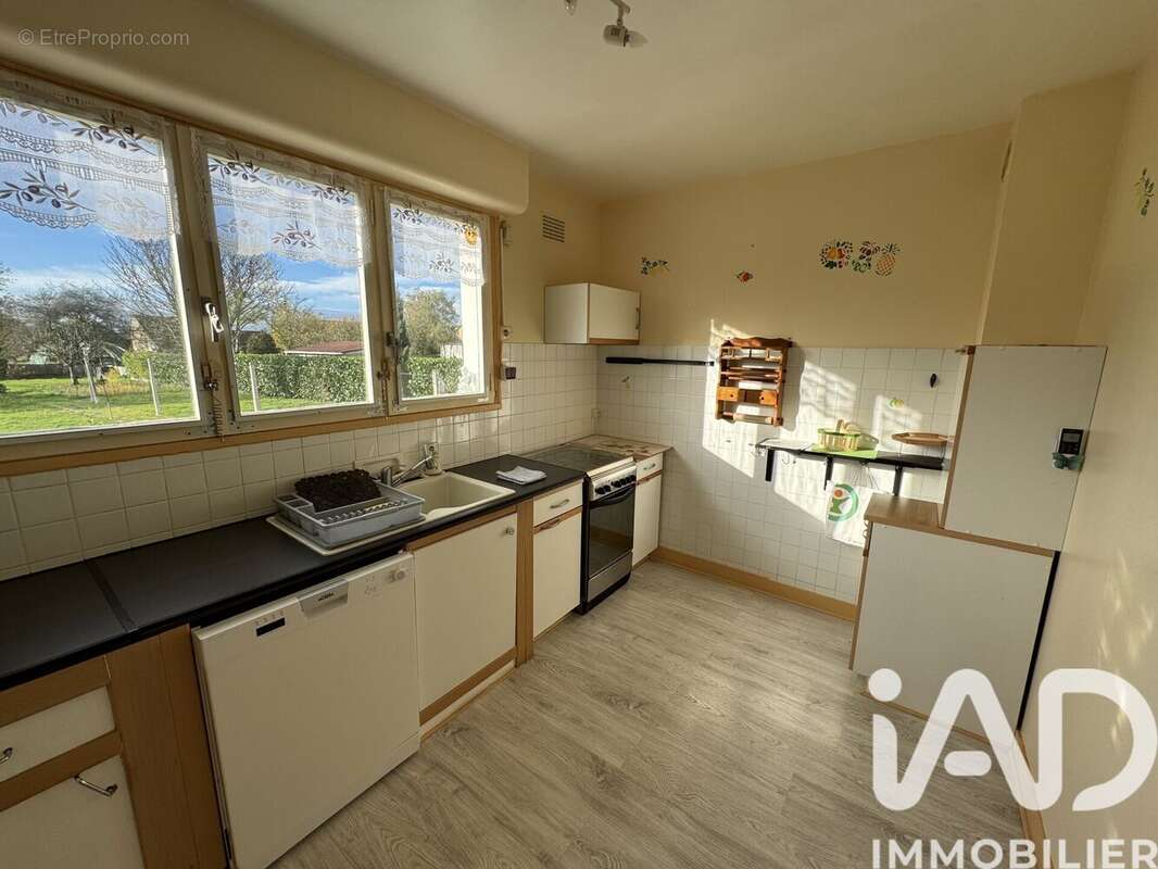 Photo 6 - Maison à MAGNAC-LAVAL