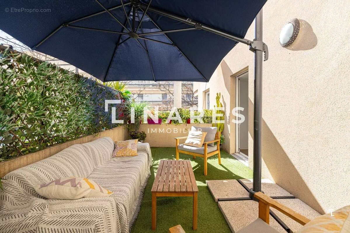 Appartement à MARSEILLE-6E