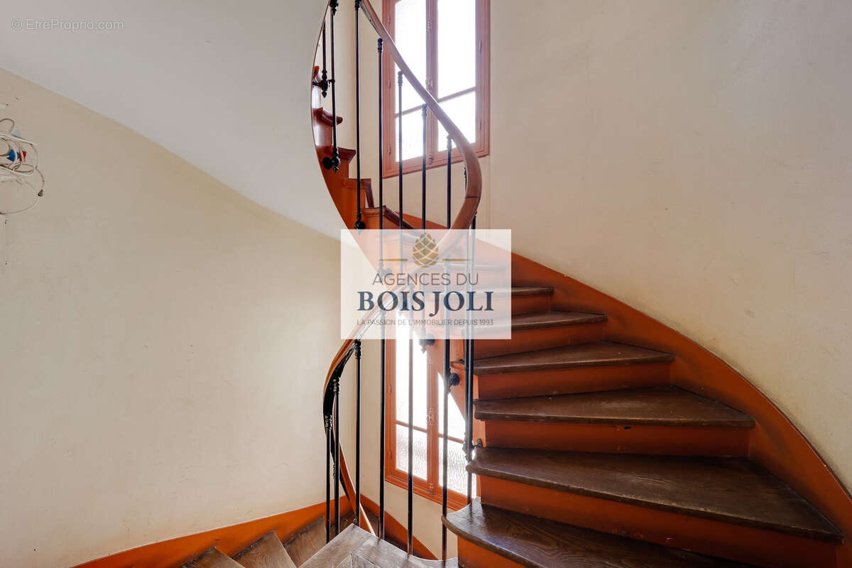 Appartement à ISSY-LES-MOULINEAUX