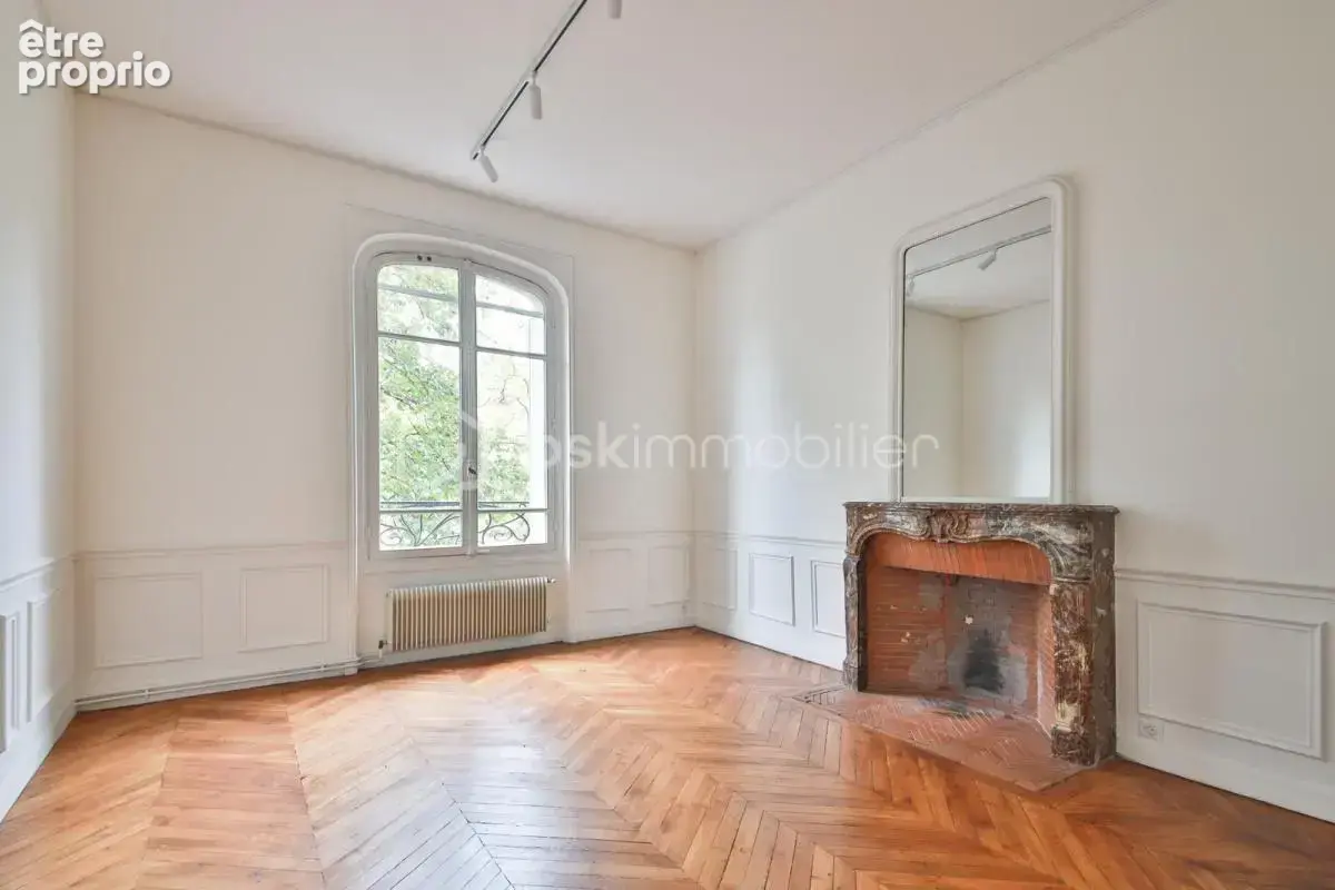 Appartement de caractère de 7 pièces + 2 chambres de service avec vue panoramique - photo 6