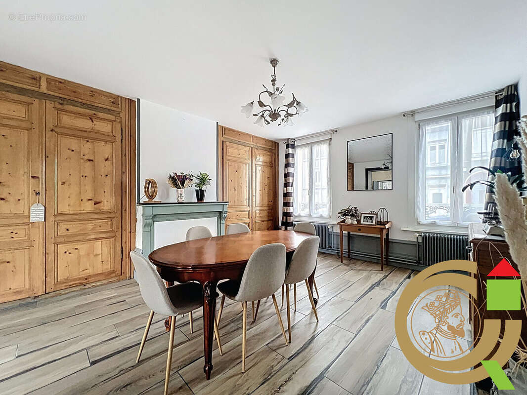 Maison à NEUVILLE-SOUS-MONTREUIL