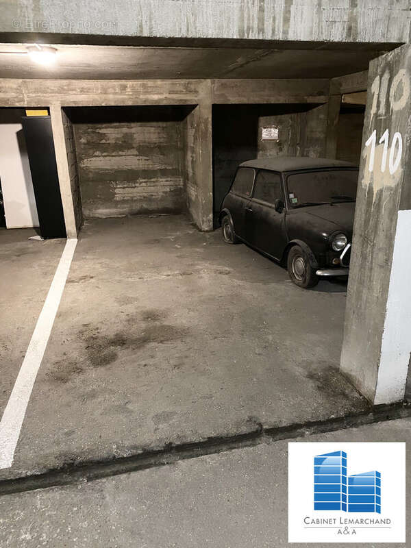 Parking à IVRY-SUR-SEINE