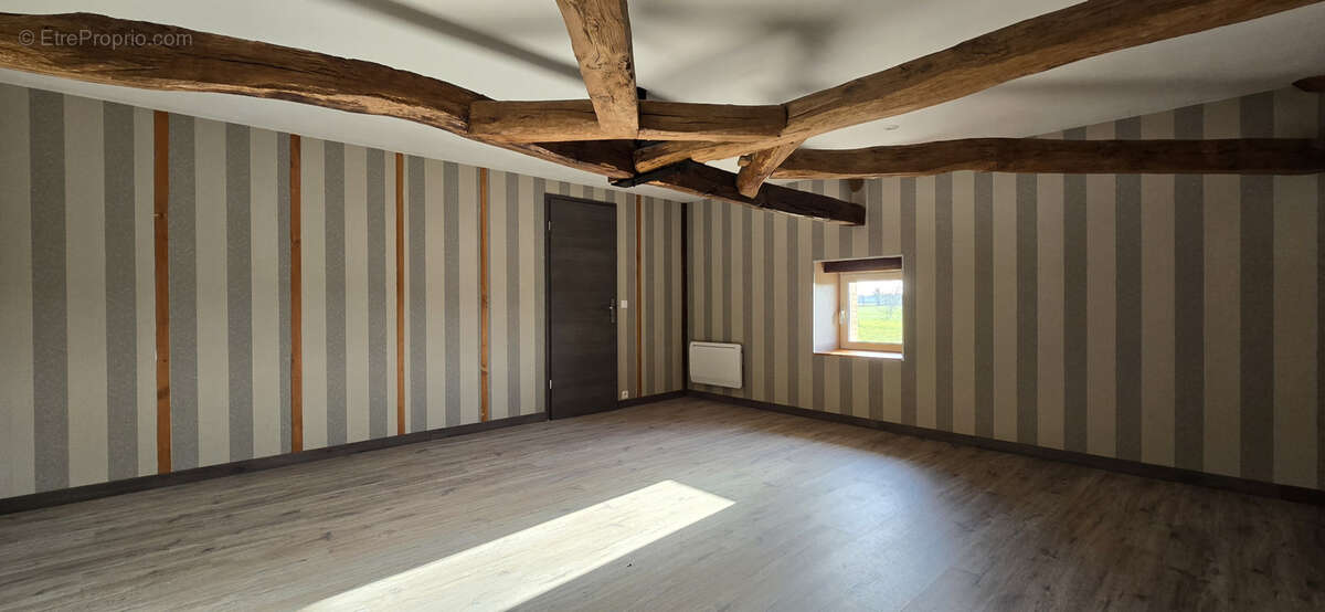 Maison à CEAUX-EN-COUHE