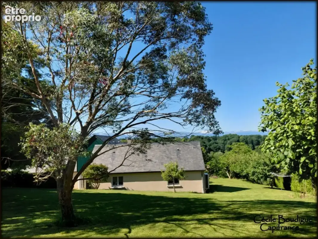 Entre Pau et Tarbes à 7 kms de Soumoulou Maison d'architecte belle vue sur Pyrénées 16000 m² de terrain - photo 6