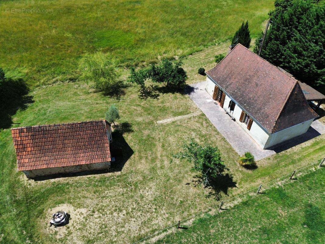 Maison sur 3.5 hectares - photo 3