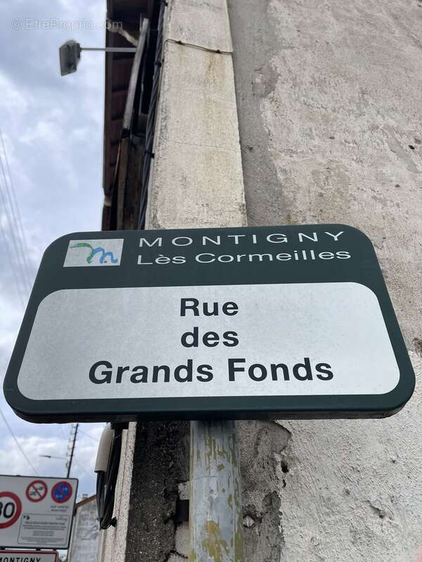 Autre à CORMEILLES-EN-PARISIS